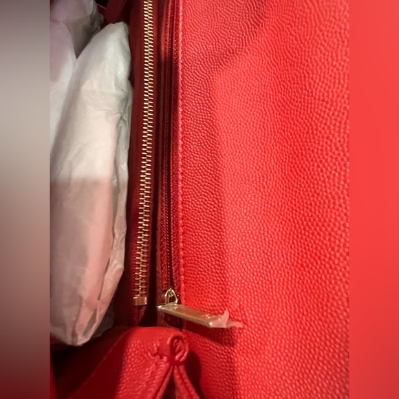 Coco Chanel Top handle Red Quilted Caviar Bag - Picture 8 of 16